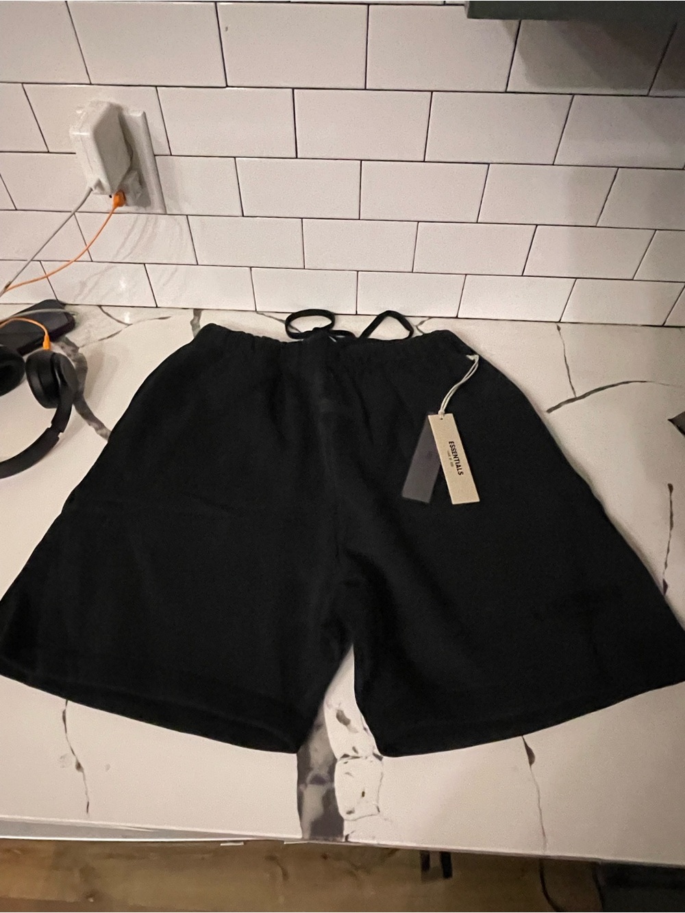 Mens Black Essentials Set. Shirt and short. Size M. - Picture 2 of 9
